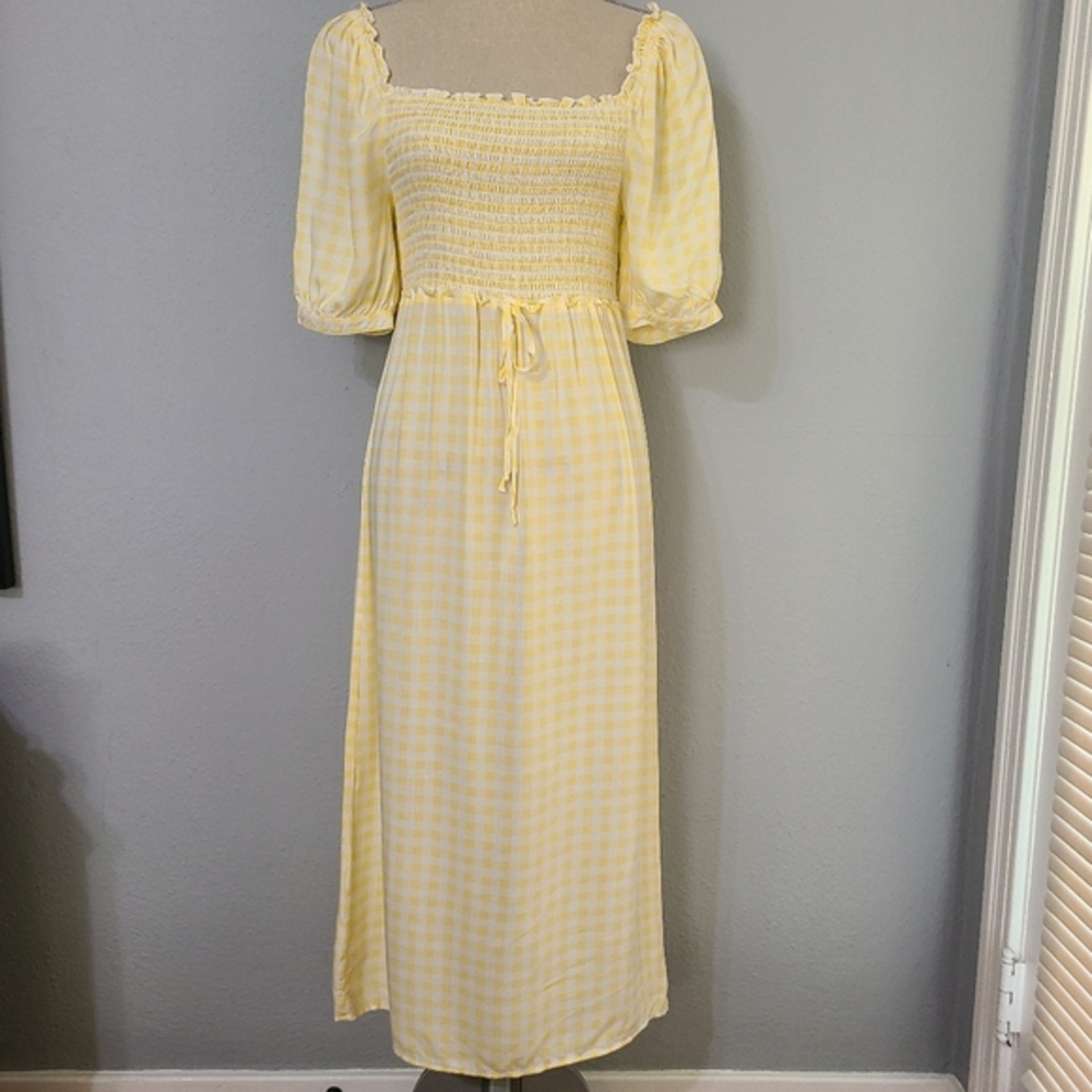 Plaid Midi‎ Smocked on Top Yellow White Plaid Dress Size Large